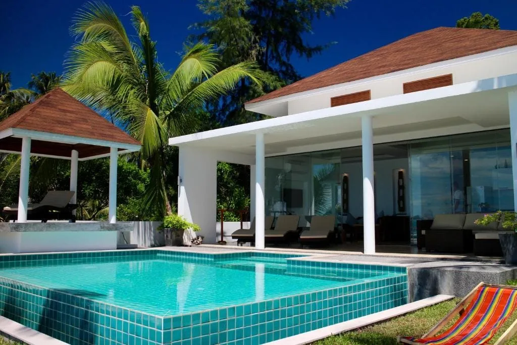 The Diamond Villa swimming pool area