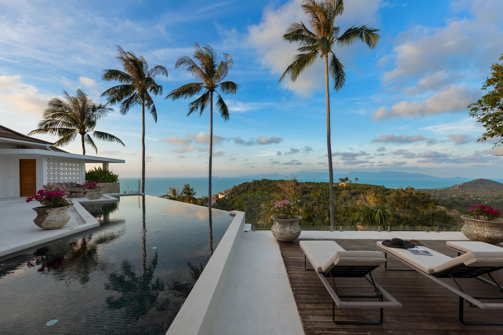 Villa Caprice — photo 1