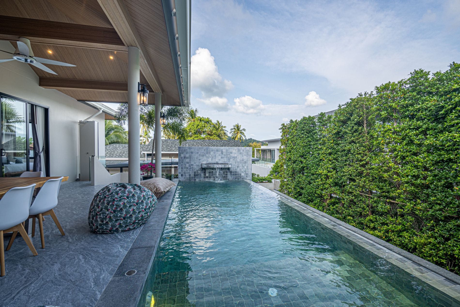 ARV01283-HDR ARV01283-HDR