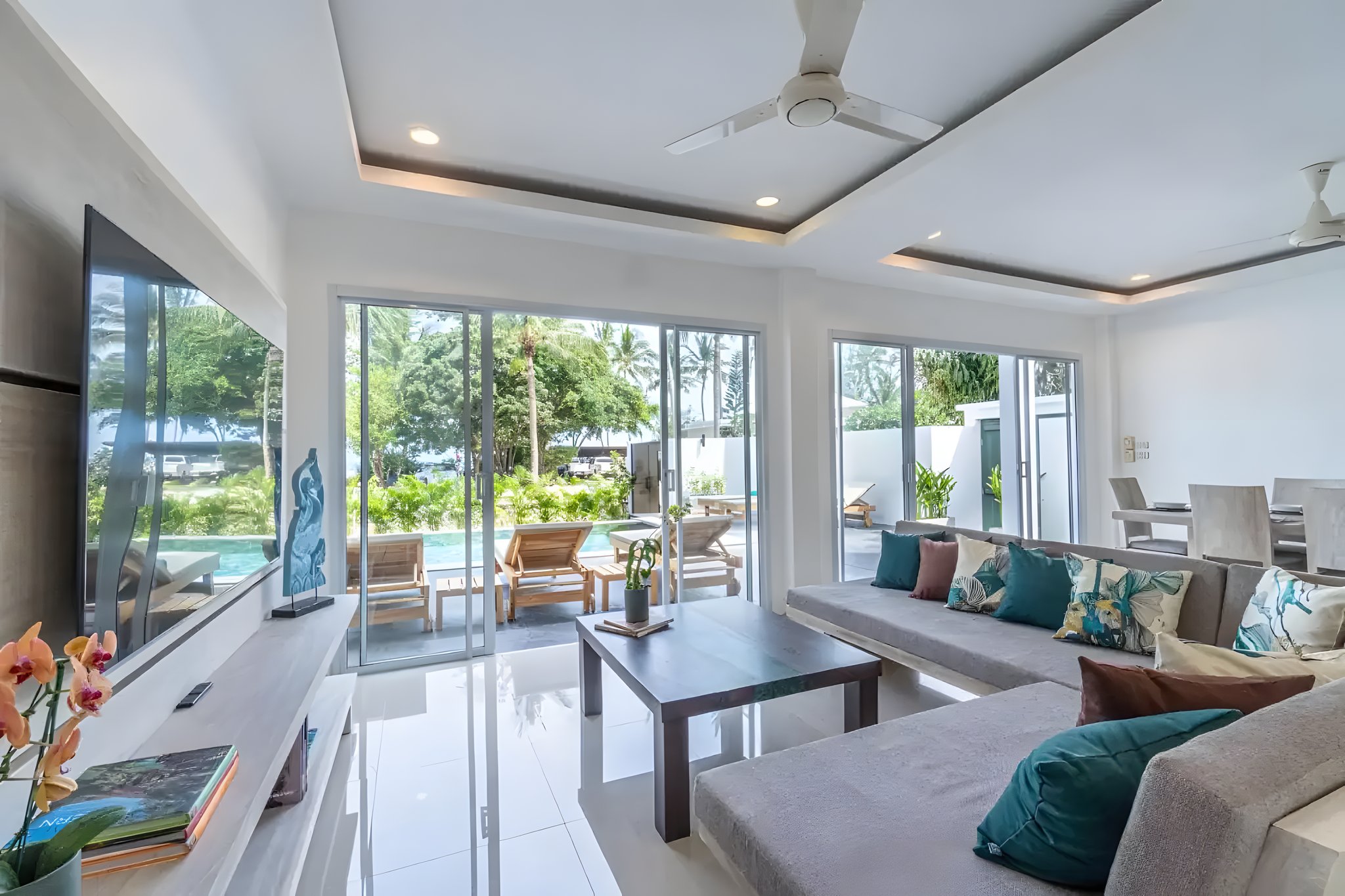 Relaxed indoor living