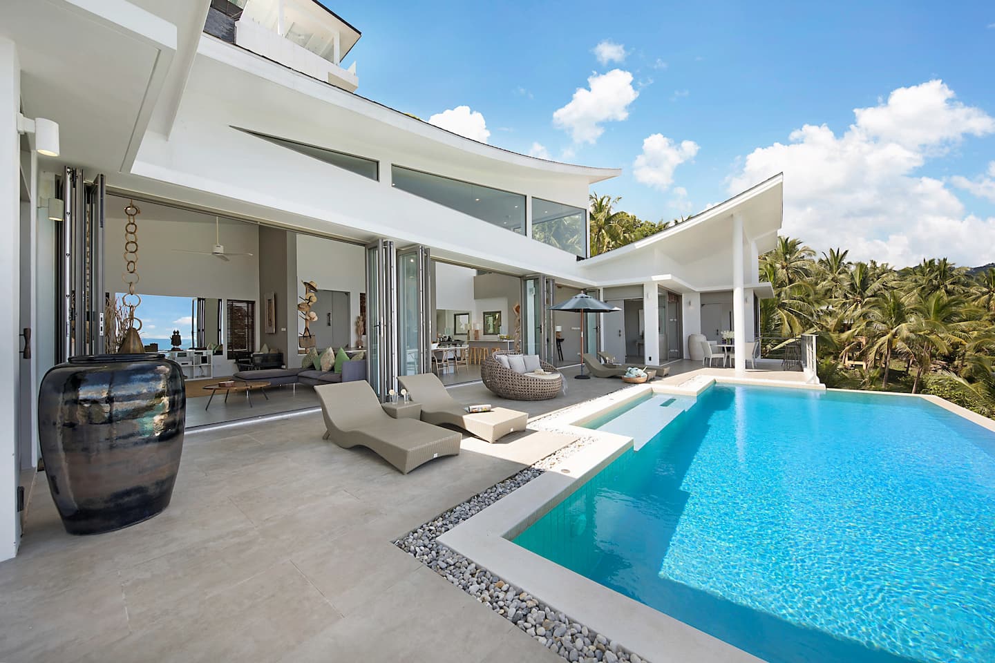The infinity pool – Villa Artemis, Koh Samui