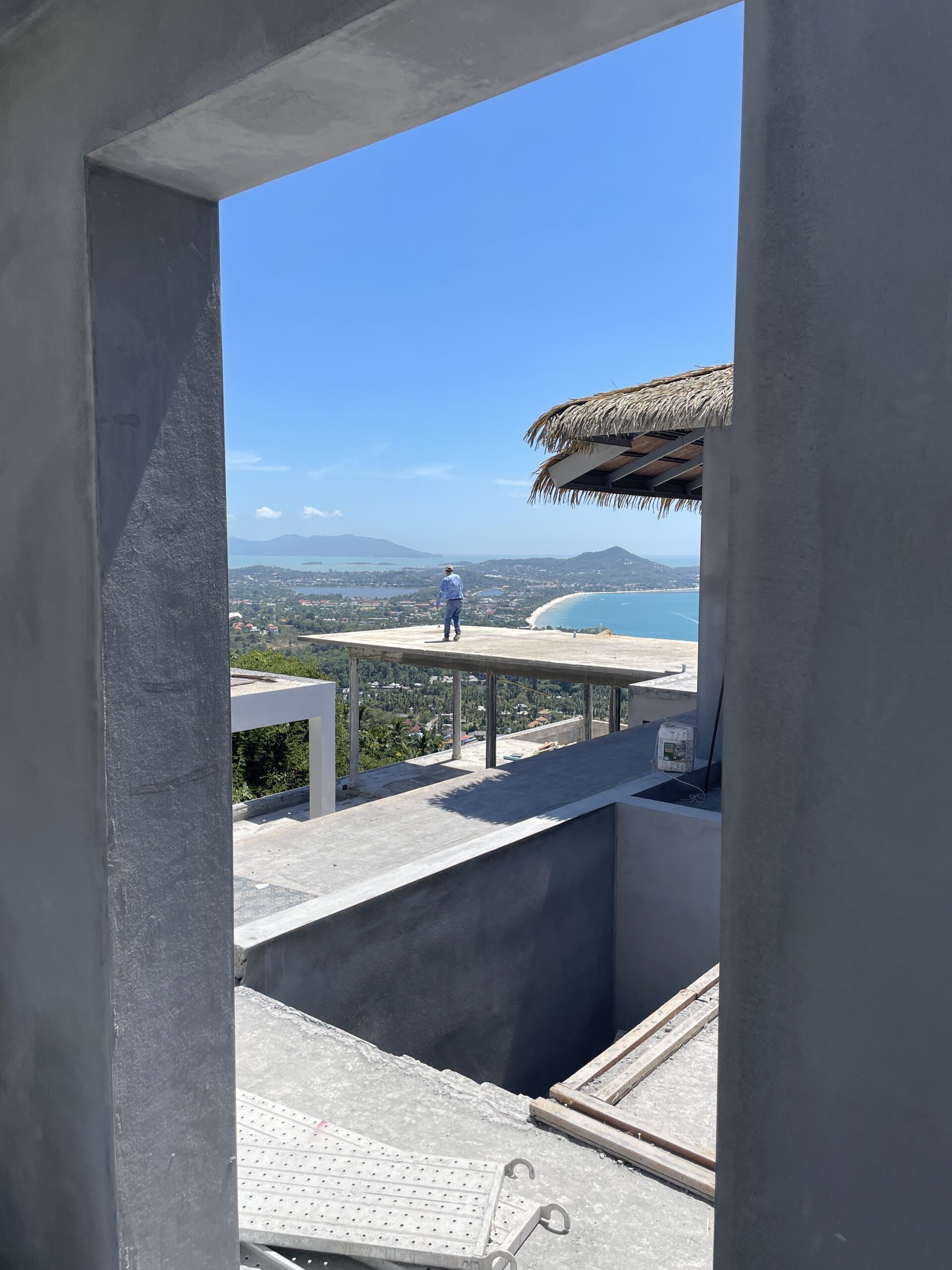 Doorway framing the ocean view – Villa Dream, Koh Samui